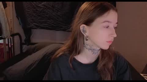 Snapshot of fran_bow chatting on 06/09/26, 11:11 fran_bow online show from 06/09/26, 11:11