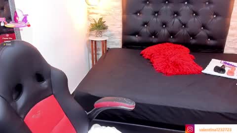 Snapshot of francesca_bbw chatting on 09/12/25, 03:06 online show from 09/12/25, 03:06