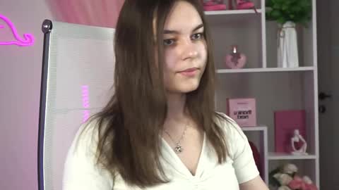 Snapshot of francescacavaliere chatting on 04/25/26, 01:41 Francesca online show from 04/25/26, 01:41