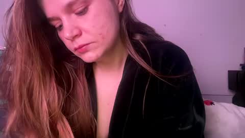 francescafey online show from 11/25/25, 06:35