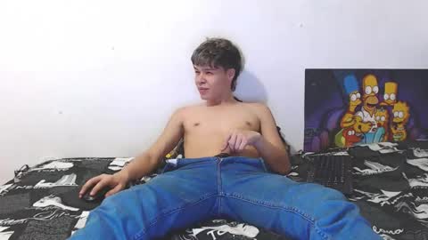 Snapshot of francesco_spank chatting on 02/02/25, 12:19 FRANCESCO online show from 02/02/25, 12:19