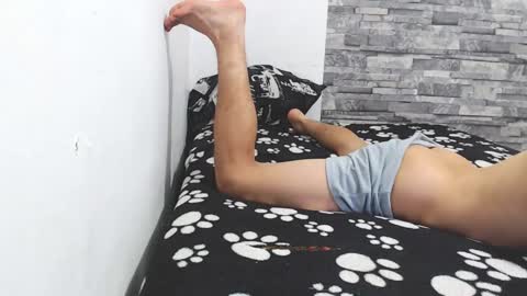 Snapshot of francesco_spank chatting on 02/18/25, 04:04 FRANCESCO online show from 02/18/25, 04:04