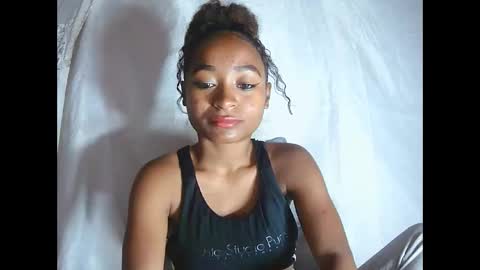 francine925426 online show from 11/22/25, 07:07