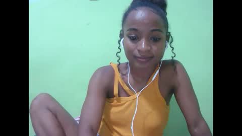 francine925426 online show from 02/04/26, 07:42