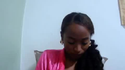 Snapshot of francine925426 chatting on 06/16/26, 04:53 francine925426 online show from 06/16/26, 04:53