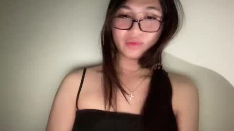 Snapshot of francine_moore chatting on 12/17/25, 09:37 Francine online show from 12/17/25, 09:37