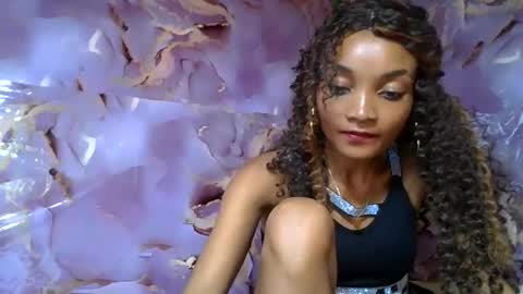 Snapshot of francinoli chatting on 06/06/26, 10:31 Francinoli online show from 06/06/26, 10:31