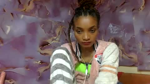 Snapshot of francinoli chatting on 06/11/26, 12:32 Francinoli online show from 06/11/26, 12:32