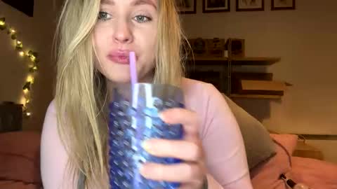 Francis Digby online show from 01/26/25, 12:26