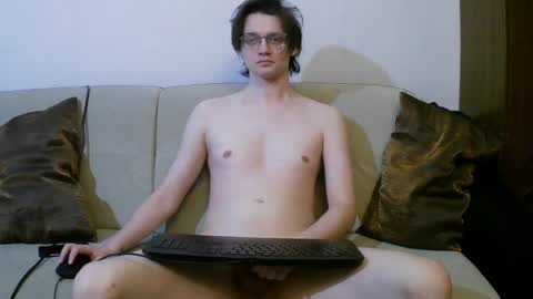 Snapshot of francisgray chatting on 03/29/26, 03:34 Frank online show from 03/29/26, 03:34