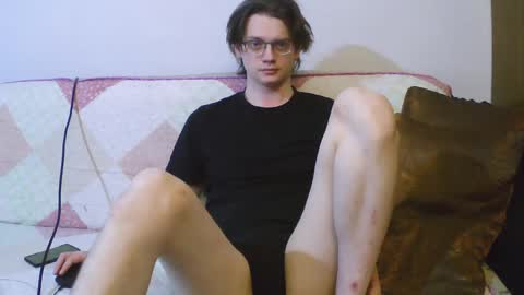 Snapshot of francisgray chatting on 04/04/26, 10:29 Frank online show from 04/04/26, 10:29