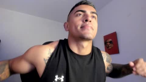 Snapshot of franco_ruiz_ chatting on 06/09/26, 04:29 franco online show from 06/09/26, 04:29