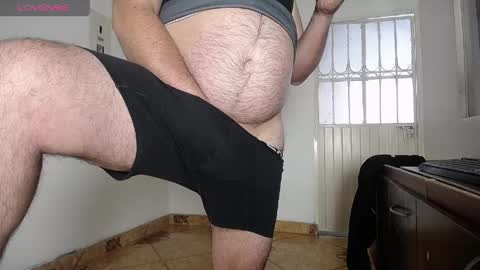 Snapshot of francoisroy chatting on 05/14/26, 07:42 Juan online show from 05/14/26, 07:42