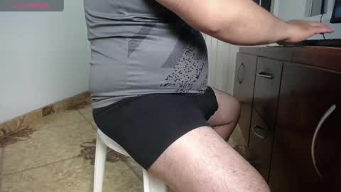 Snapshot of francoisroy chatting on 06/07/26, 03:32 Juan online show from 06/07/26, 03:32