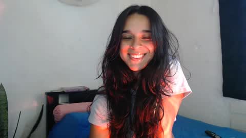 Snapshot of franfinee chatting on 09/09/25, 04:06 franfinee online show from 09/09/25, 04:06