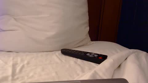 frank1026 online show from 03/19/26, 01:42