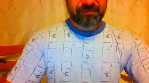 Snapshot of frank84848 chatting on 09/22/25, 07:27 Frank online show from 09/22/25, 07:27