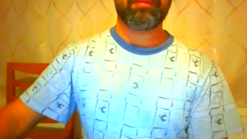 Snapshot of frank84848 chatting on 09/30/25, 08:03 Frank online show from 09/30/25, 08:03