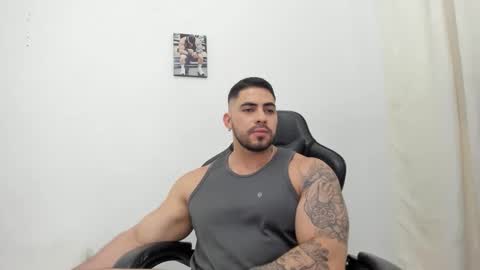 frank_foxx1 online show from 02/03/26, 06:22