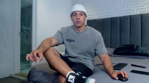 Frank online show from 02/23/25, 02:51