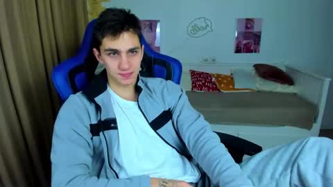 Frank online show from 11/27/25, 05:42