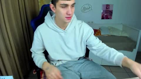 Frank online show from 12/04/25, 05:39