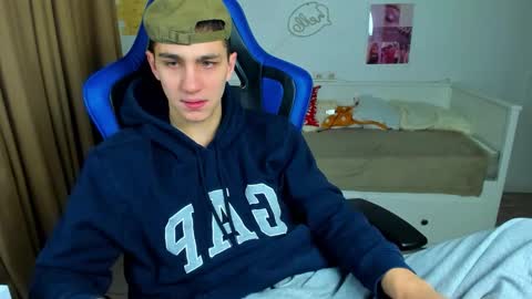 Frank online show from 01/06/26, 05:22