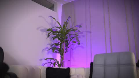 Frank Farrell. Hey remember to give me a thumbs up Ty online show from 03/26/26, 08:36