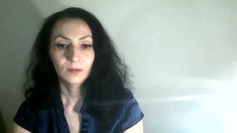 Snapshot of frankieteasing chatting on 12/21/24, 02:09 frankieteasing online show from 12/21/24, 02:09