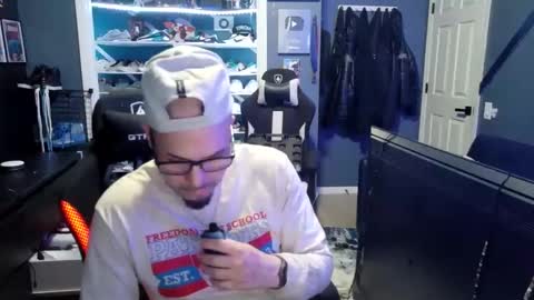 frankievw9 online show from 10/24/25, 06:10