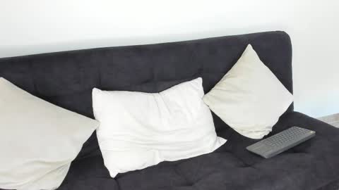 frank online show from 09/28/25, 08:47