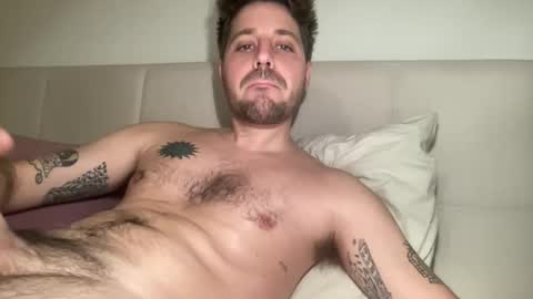 Snapshot of frankybiiig chatting on 01/13/26, 06:13 thegoodandbiiig online show from 01/13/26, 06:13