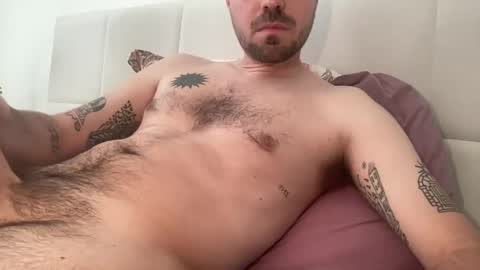 Snapshot of frankybiiig chatting on 05/24/26, 01:27 thegoodandbiiig online show from 05/24/26, 01:27