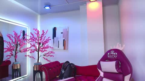 Franshesca online show from 02/06/26, 11:02