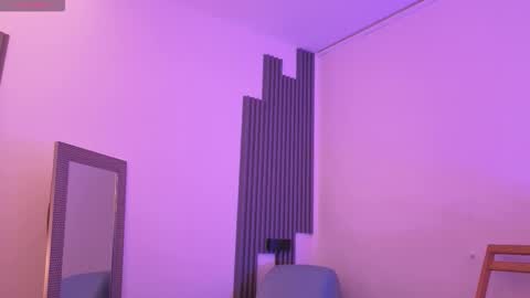 Fransheska online show from 02/25/26, 12:04