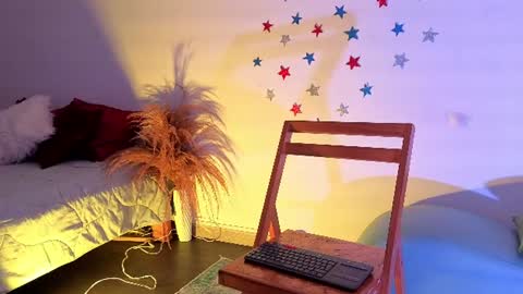 Fransheska online show from 07/17/26, 11:28