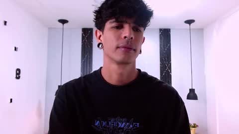 Franvill trato online show from 10/28/25, 07:16