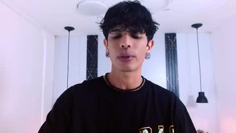 Franvill trato online show from 11/25/25, 07:14