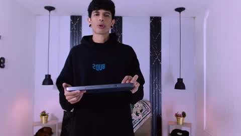 Franvill trato online show from 01/12/26, 07:19