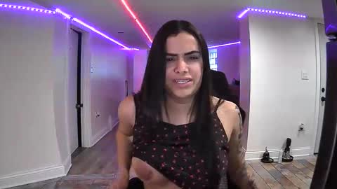 franyelis_latinhot online show from 05/20/26, 12:06