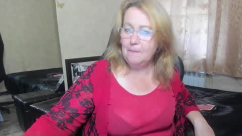 FrauMartha online show from 09/13/25, 01:22