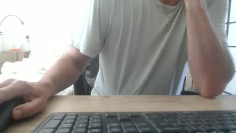 Snapshot of fravka chatting on 06/10/26, 08:46 fravka online show from 06/10/26, 08:46