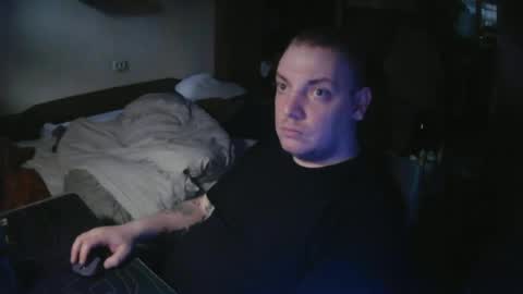 Snapshot of freak_azoid chatting on 06/27/26, 06:24 freak_azoid online show from 06/27/26, 06:24