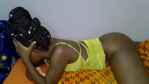 kiki online show from 10/01/25, 06:58