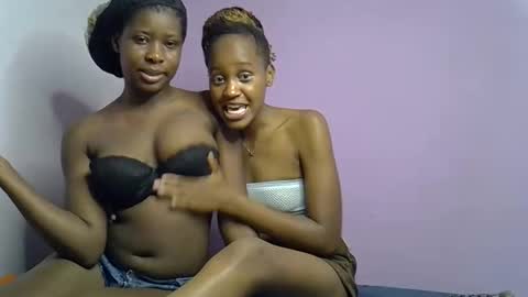 kiki online show from 10/07/25, 06:16