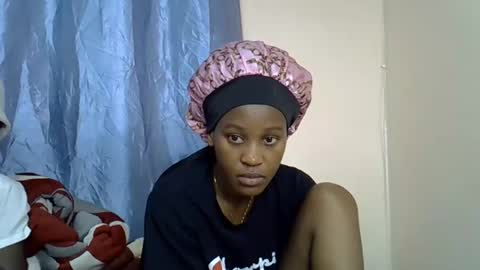 kiki online show from 11/03/25, 05:58