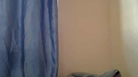 kiki online show from 11/04/25, 06:01