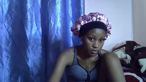 kiki online show from 11/06/25, 11:00