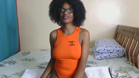 Nessa-Independent model online show from 12/08/24, 07:22