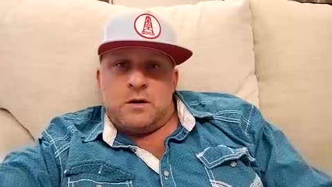 Snapshot of freakpopsickle69 chatting on 10/05/25, 04:49 poundyouout1969 online show from 10/05/25, 04:49